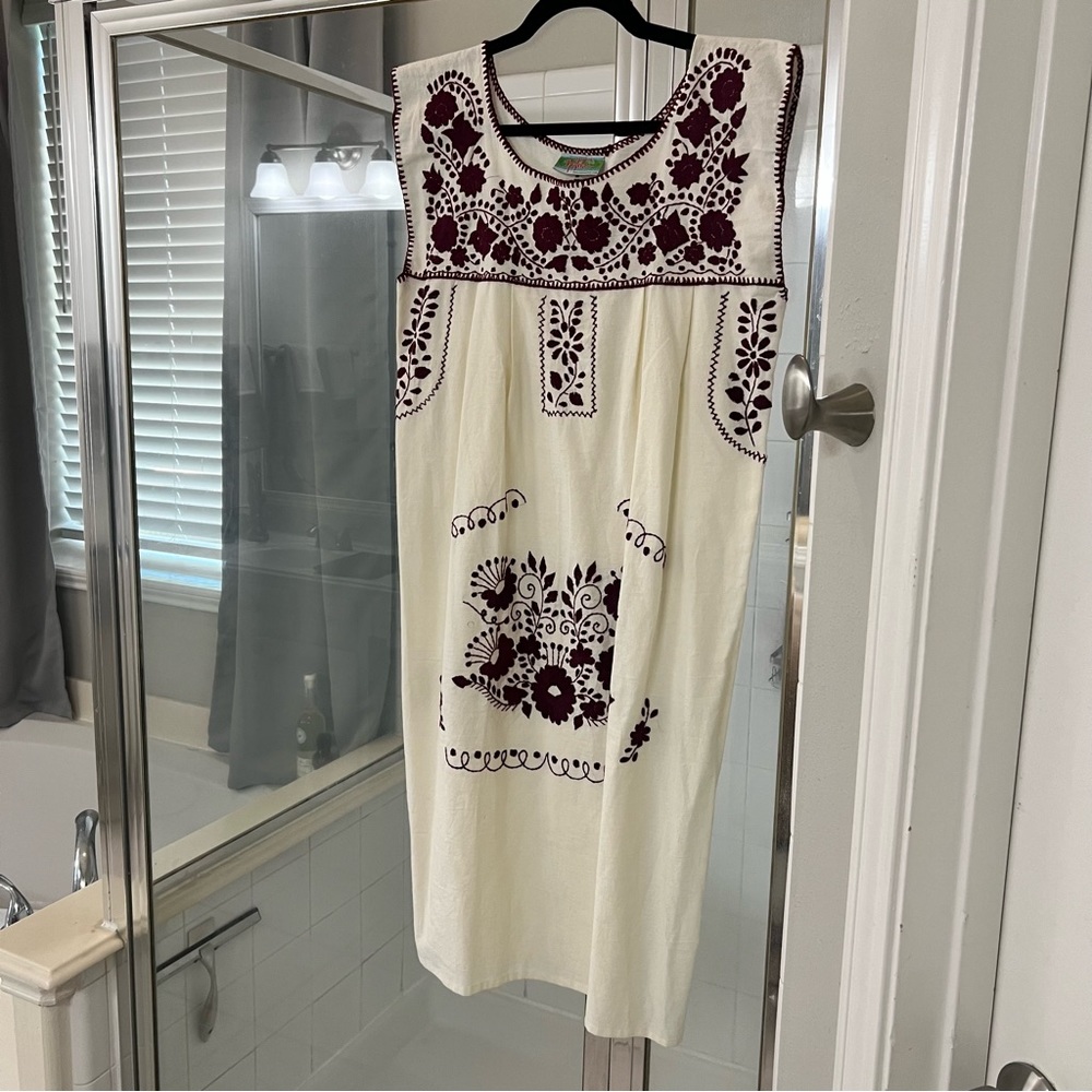 Nativa Midi Mexican Dress Cream and Maroon Size M NWT
